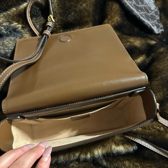 Gucci Heart Crossbody - Picture 2 of 6